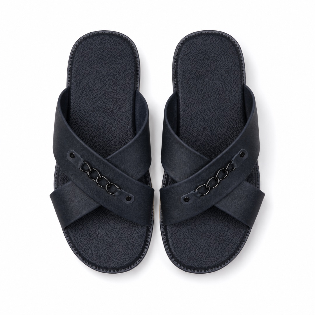 Luxury  Black Chain Accent Leather Flip Flop Sandals